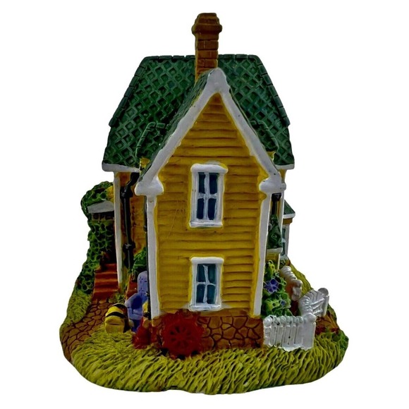 VTG Liberty Falls Red‎ Rudder Antiques Wishing Well Americana Collection 1996 - Picture 9 of 12